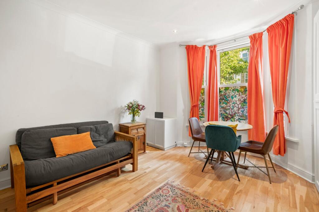 2 bed 1st Floor Flat for rent in Paddington. From Chestertons Estate Agents - Little Venice Lettings