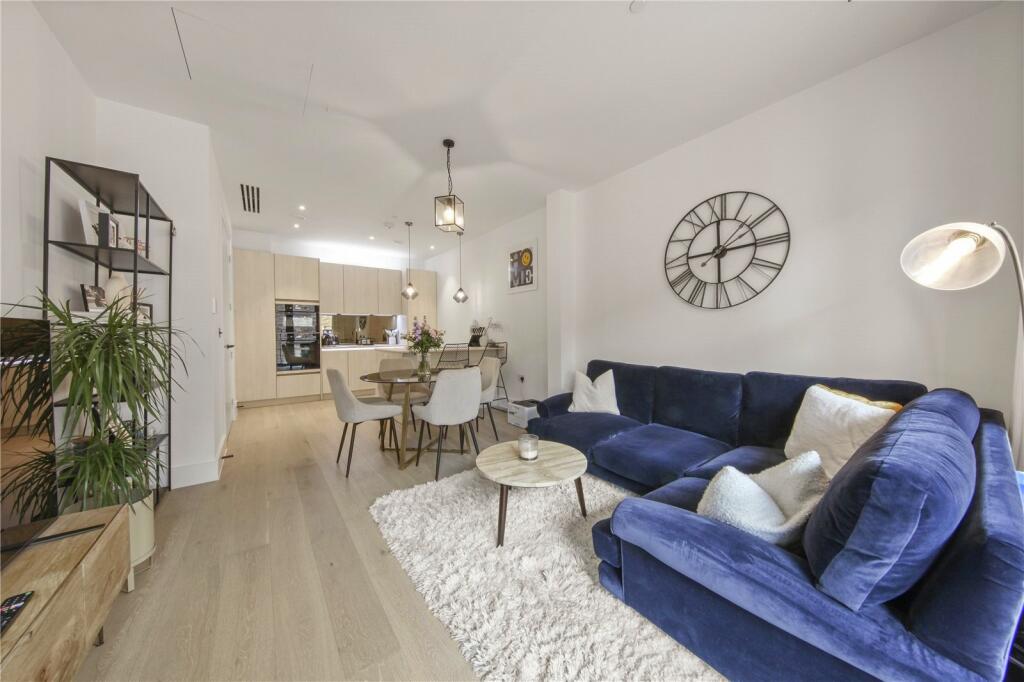 1 bed 1st Floor Flat for rent in Paddington. From Chestertons Estate Agents - Little Venice Lettings
