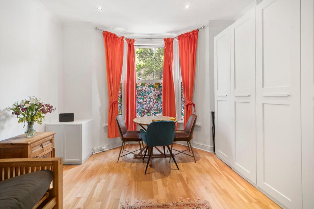 2 bed 1st Floor Flat for rent in Paddington. From Chestertons Estate Agents - Little Venice Lettings