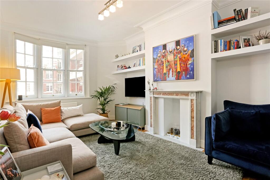 3 bed 1st Floor Flat for rent in Paddington. From Chestertons Estate Agents - Little Venice Lettings 3 bed 1st Floor Flat for rent in Paddington. From Chestertons Estate Agents - Little Venice Lettings