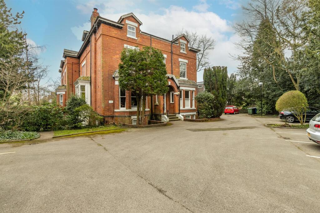 2 bed Apartment for rent in Sale. From Ashworth Holme - Sale