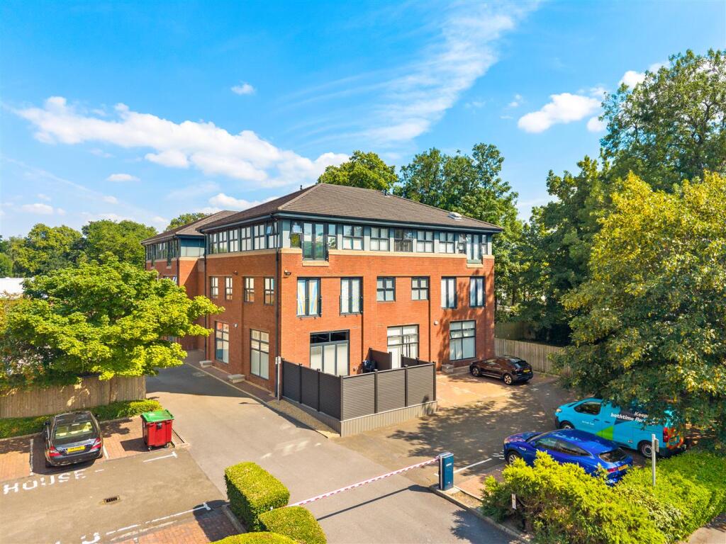 1 bed Apartment for rent in Sale. From Ashworth Holme - Sale