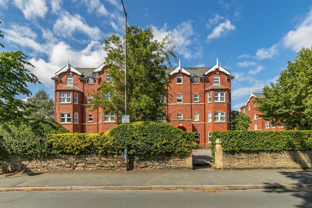 2 bed Apartment for rent in Sale. From Ashworth Holme - Sale 2 bed Apartment for rent in Sale. From Ashworth Holme - Sale