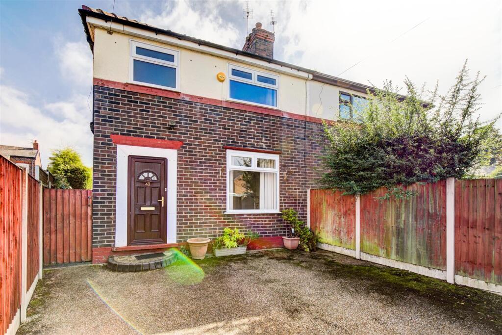 3 bed Semi Detached for rent in Sale. From Ashworth Holme - Sale 3 bed Semi Detached for rent in Sale. From Ashworth Holme - Sale