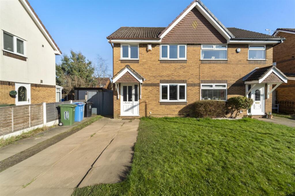 3 bed Detached for rent in Sale. From Ashworth Holme - Sale 3 bed Detached for rent in Sale. From Ashworth Holme - Sale