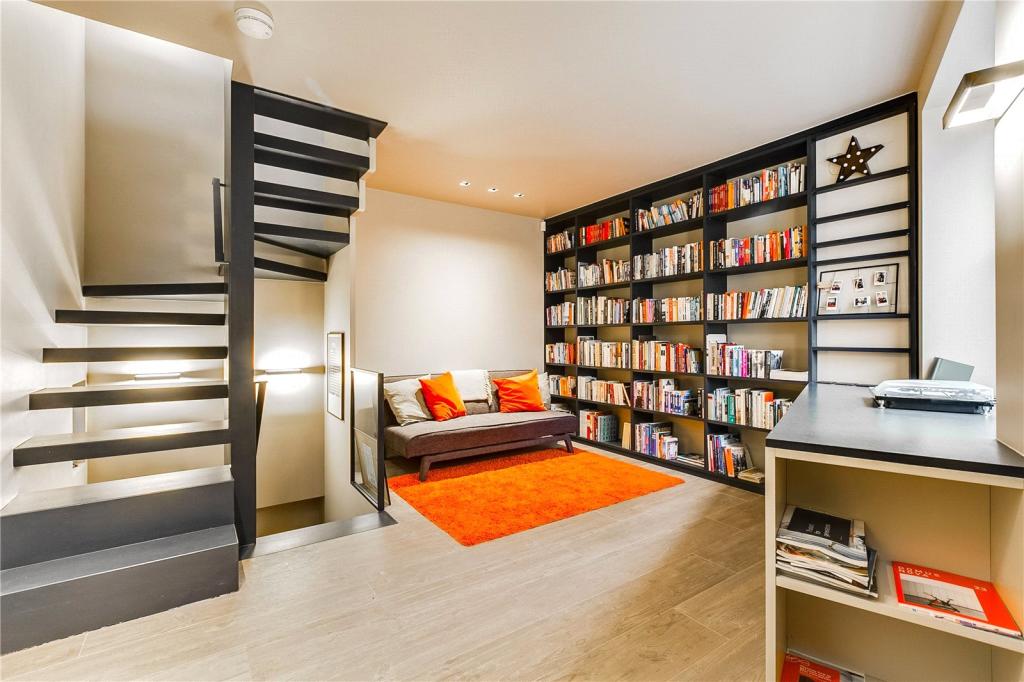 1 bed Mews for rent in Kensington. From Chestertons Estate Agents - Notting Hill Lettings