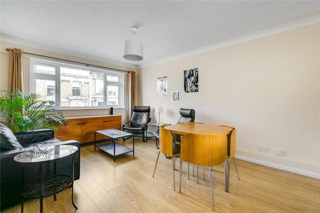 2 bed Flat for rent in Paddington. From Chestertons Estate Agents - Notting Hill Lettings