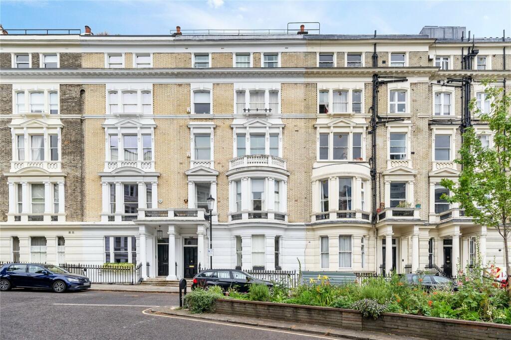 2 bed Flat for rent in Kensington. From Chestertons Estate Agents - Notting Hill Lettings