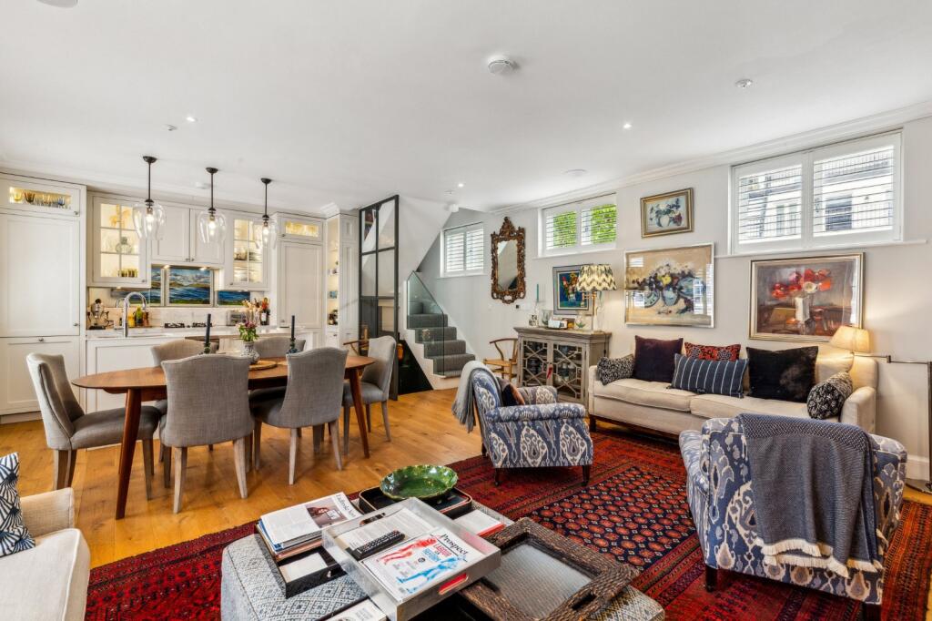 3 bed Mews for rent in Kensington. From Chestertons Estate Agents - Notting Hill Lettings 3 bed Mews for rent in Kensington. From Chestertons Estate Agents - Notting Hill Lettings
