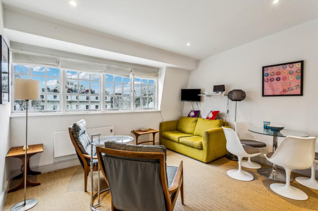 1 bed 1st Floor Flat for rent in Paddington. From Chestertons Estate Agents - Notting Hill Lettings