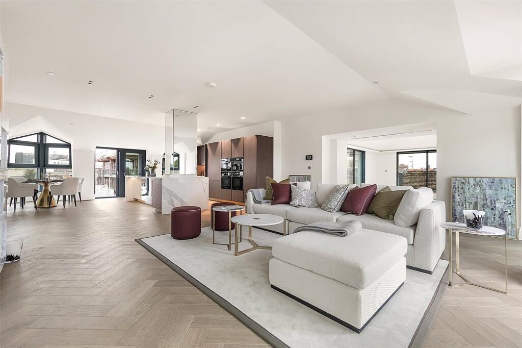 3 bed 1st Floor Flat for rent in Paddington. From Chestertons Estate Agents - Notting Hill Lettings