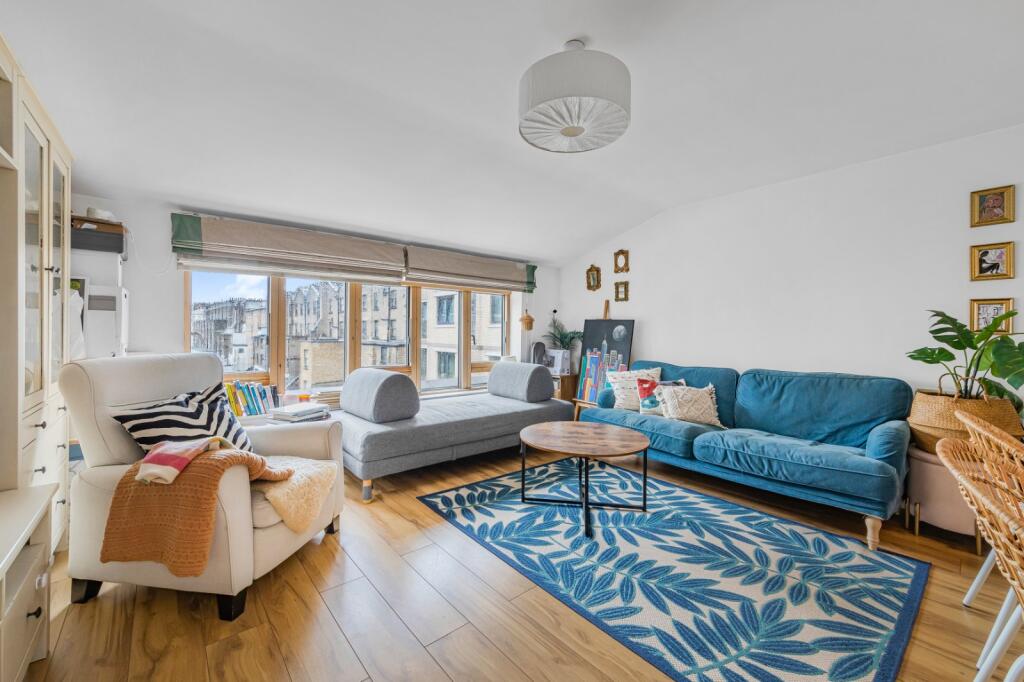 2 bed 1st Floor Flat for rent in Paddington. From Chestertons Estate Agents - Notting Hill Lettings