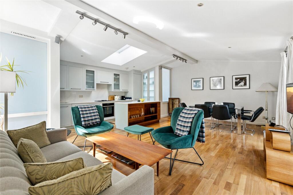 3 bed End of Terrace for rent in Kensington. From Chestertons Estate Agents - Notting Hill Lettings 3 bed End of Terrace for rent in Kensington. From Chestertons Estate Agents - Notting Hill Lettings