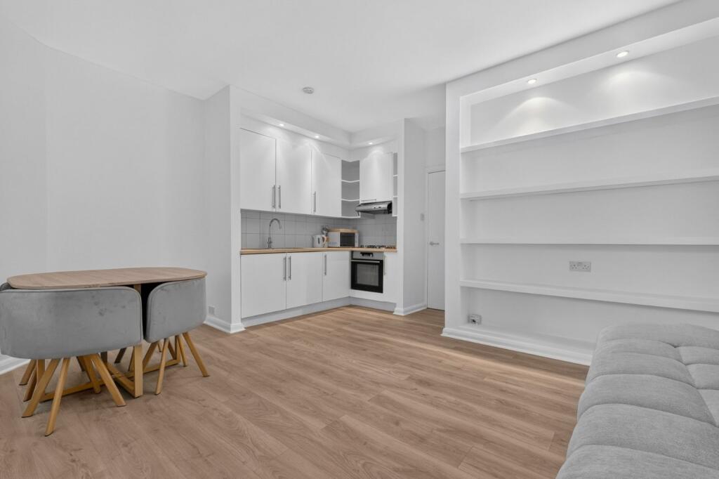 1 bed 1st Floor Flat for rent in Paddington. From Chestertons Estate Agents - Notting Hill Lettings