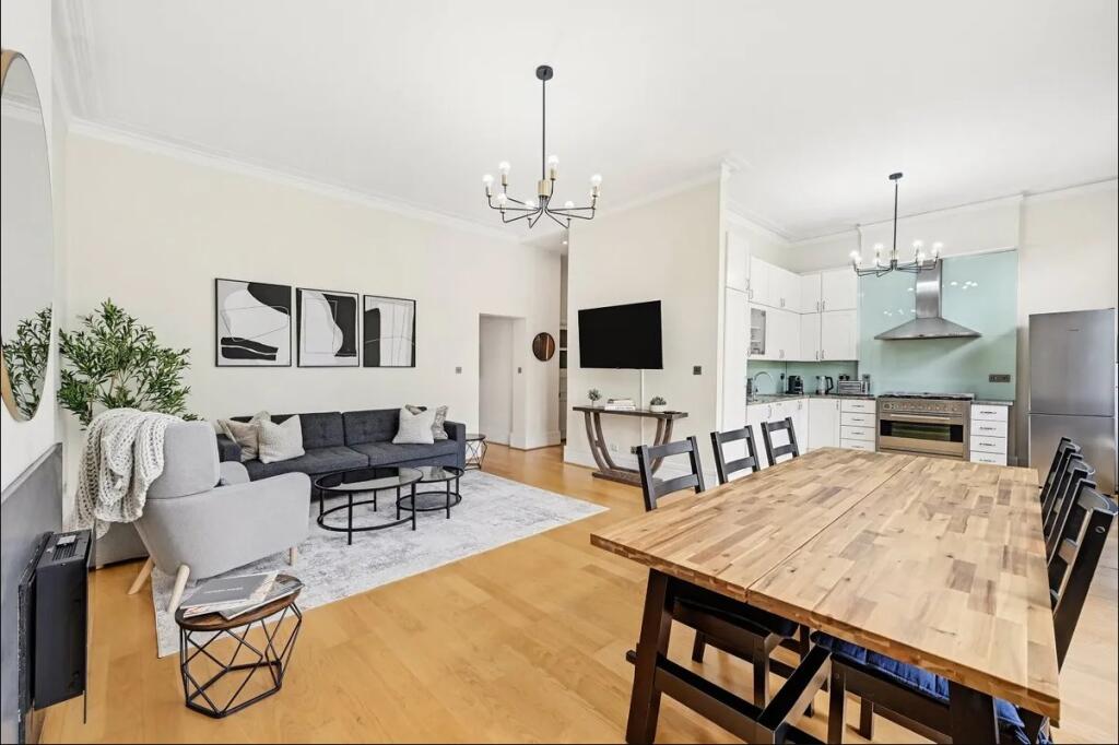 2 bed 1st Floor Flat for rent in Paddington. From Chestertons Estate Agents - Notting Hill Lettings