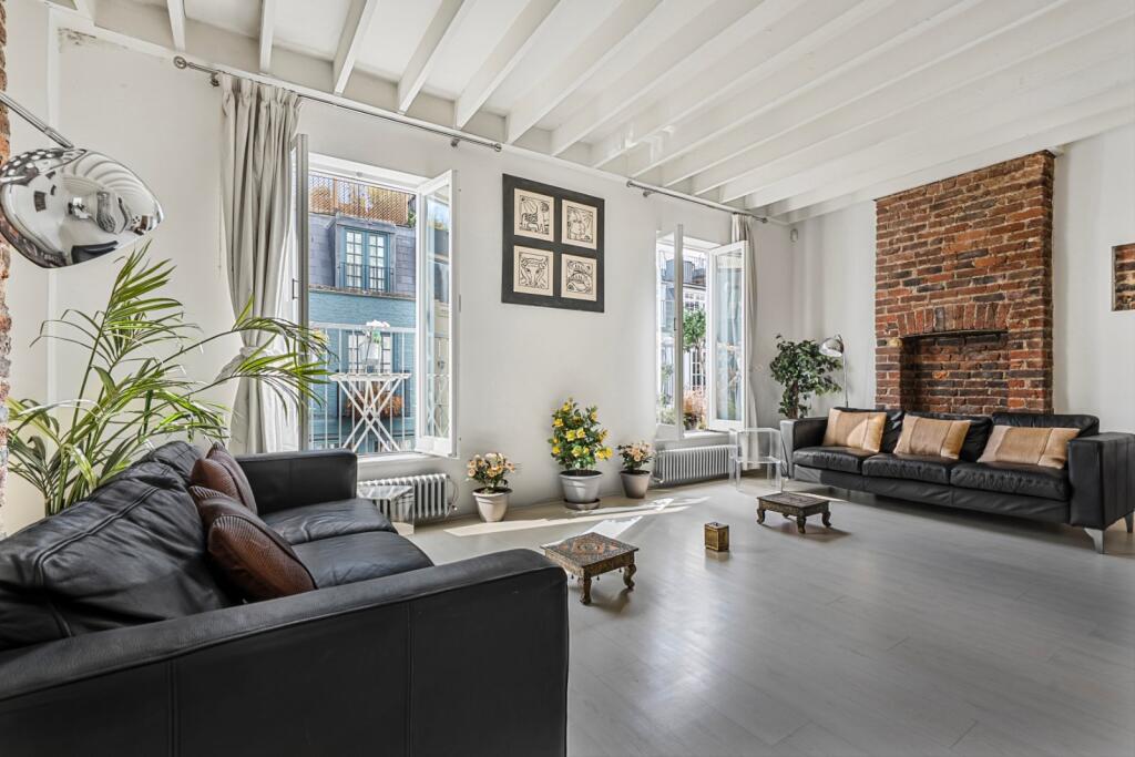4 bed Mews for rent in Paddington. From Chestertons Estate Agents - Notting Hill Lettings 4 bed Mews for rent in Paddington. From Chestertons Estate Agents - Notting Hill Lettings