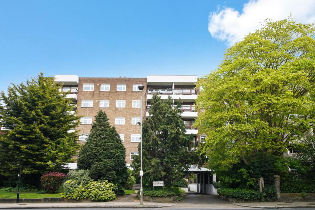 2 bed Flat for rent in Putney. From Chestertons Estate Agents - Putney Lettings