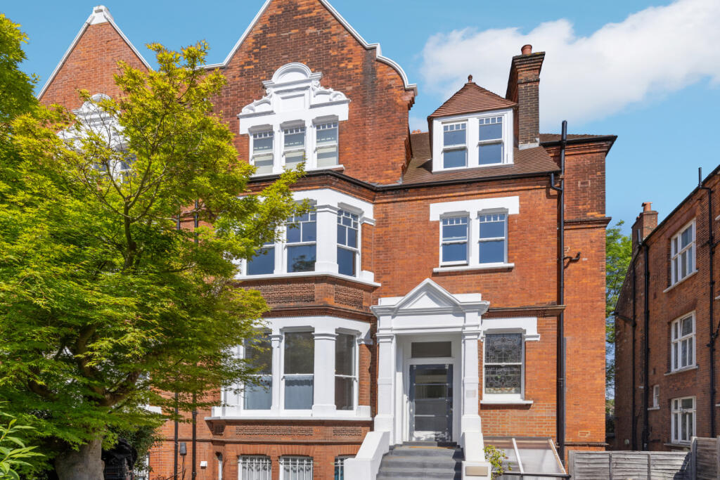 1 bed Flat for rent in Putney. From Chestertons Estate Agents - Putney Lettings