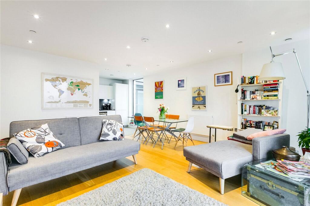 2 bed 1st Floor Flat for rent in Putney. From Chestertons Estate Agents - Putney Lettings
