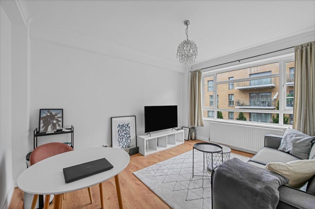 1 bed 1st Floor Flat for rent in Putney. From Chestertons Estate Agents - Putney Lettings