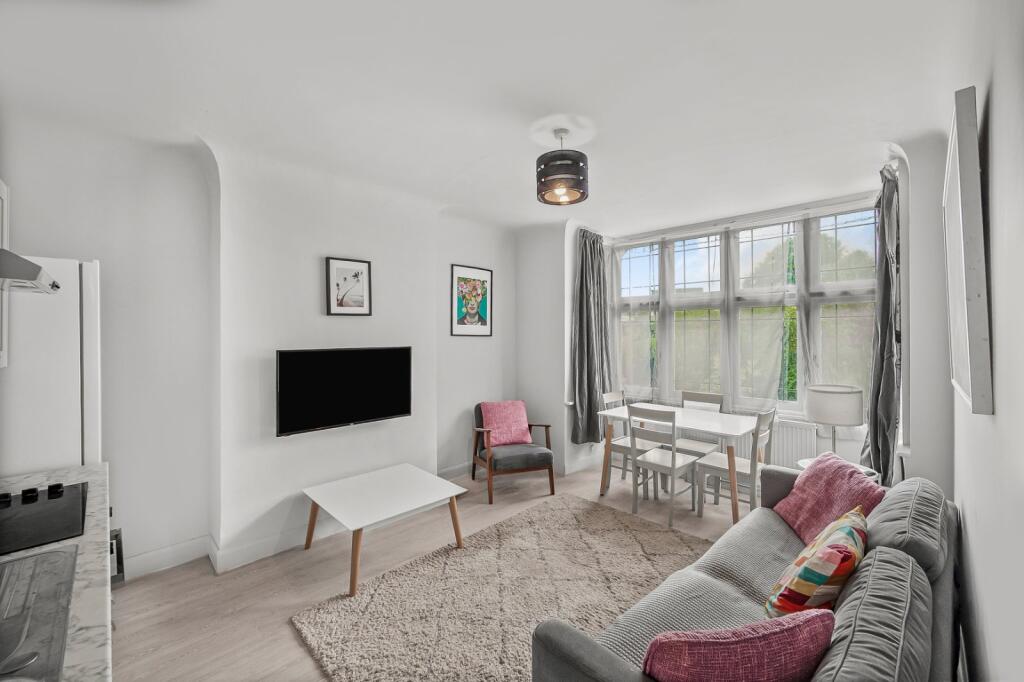 4 bed Not Specified for rent in Wandsworth. From Chestertons Estate Agents - Putney Lettings 4 bed Not Specified for rent in Wandsworth. From Chestertons Estate Agents - Putney Lettings