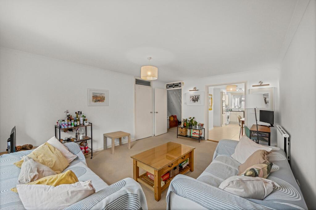 4 bed Mid Terraced House for rent in Wandsworth. From Chestertons Estate Agents - Putney Lettings