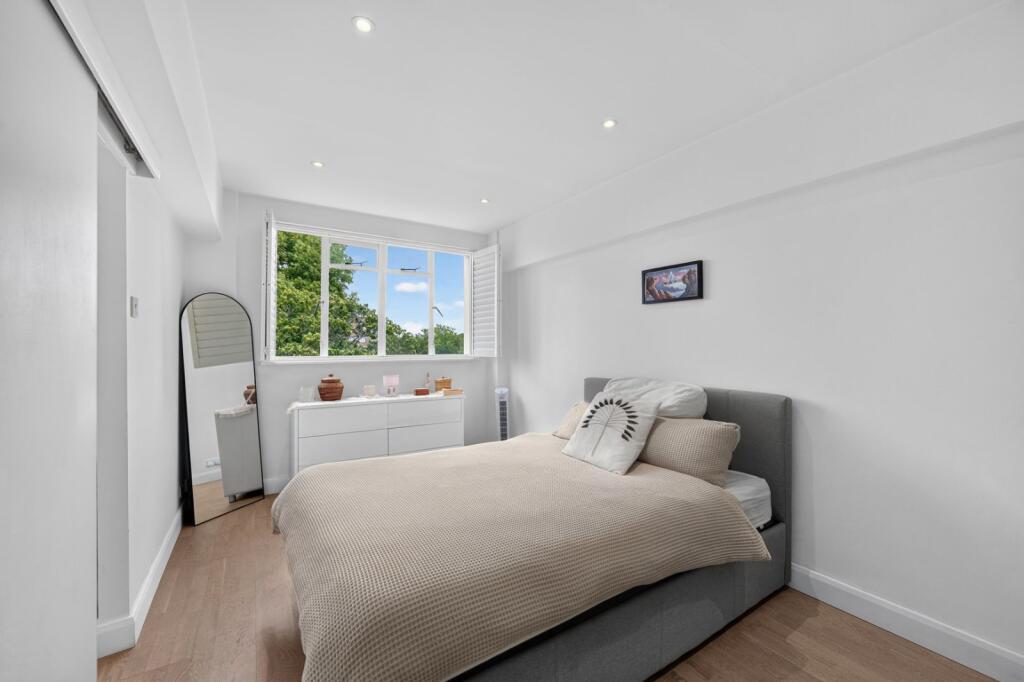 1 bed 1st Floor Flat for rent in Putney. From Chestertons Estate Agents - Putney Lettings