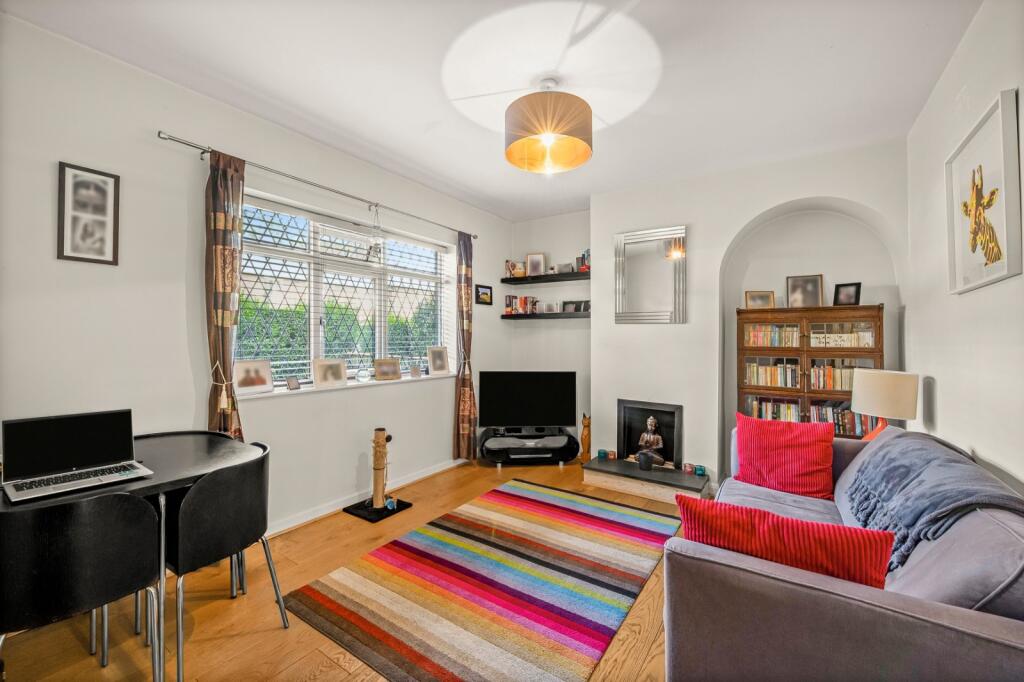 2 bed Mid Terraced House for rent in Putney. From Chestertons Estate Agents - Putney Lettings