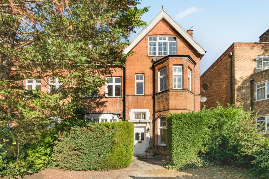 2 bed 1st Floor Flat for rent in Putney. From Chestertons Estate Agents - Putney Lettings