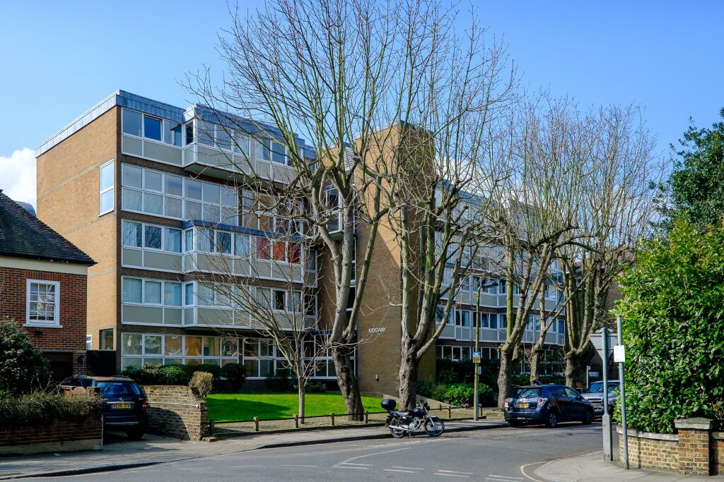 3 bed Flat for rent in Richmond. From Chestertons Estate Agents - Richmond Lettings