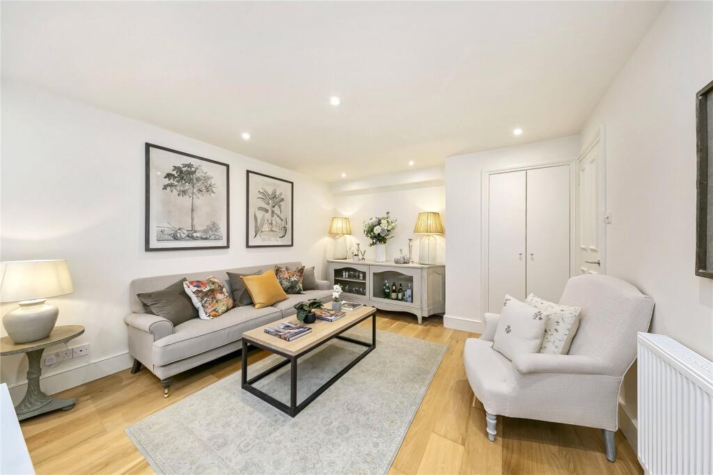 2 bed 1st Floor Flat for rent in Richmond. From Chestertons Estate Agents - Richmond Lettings