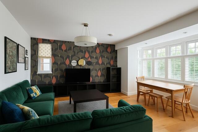 2 bed 1st Floor Flat for rent in Richmond. From Chestertons Estate Agents - Richmond Lettings