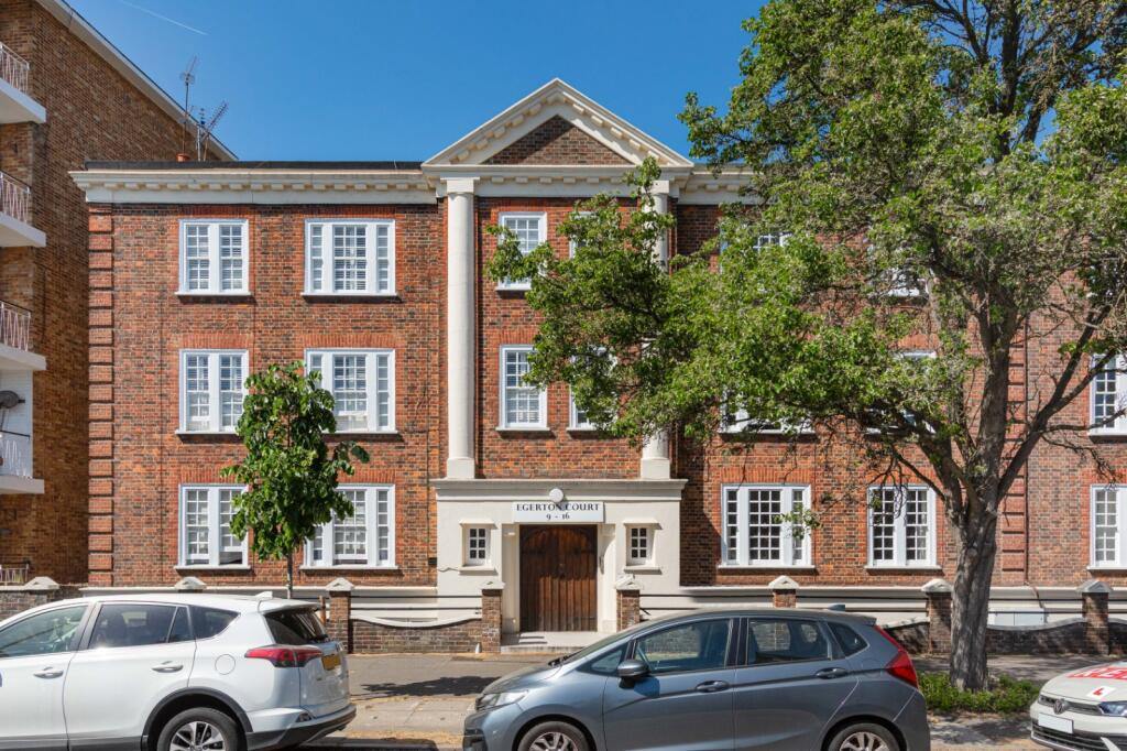 2 bed 1st Floor Flat for rent in Richmond upon Thames. From Chestertons Estate Agents - Richmond Lettings