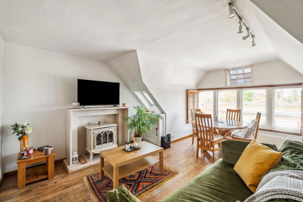 1 bed 1st Floor Flat for rent in Richmond. From Chestertons Estate Agents - Richmond Lettings