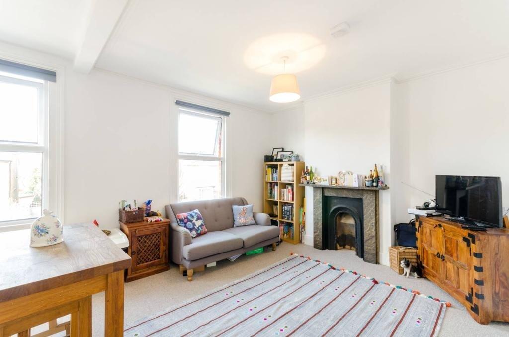 2 bed Not Specified for rent in Surbiton. From Chestertons Estate Agents - Richmond Lettings 2 bed Not Specified for rent in Surbiton. From Chestertons Estate Agents - Richmond Lettings