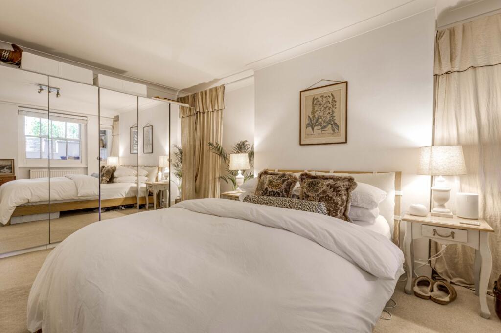 1 bed 1st Floor Flat for rent in Richmond. From Chestertons Estate Agents - Richmond Lettings
