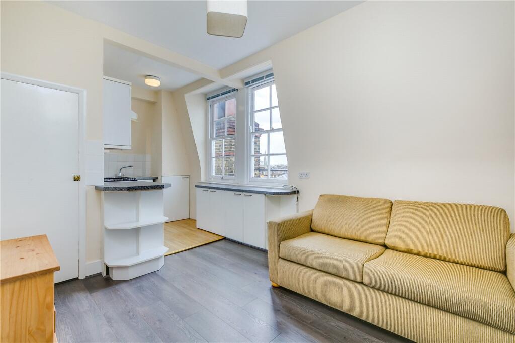 1 bed Flat for rent in Chelsea. From Chestertons Estate Agents - South Kensington Lettings