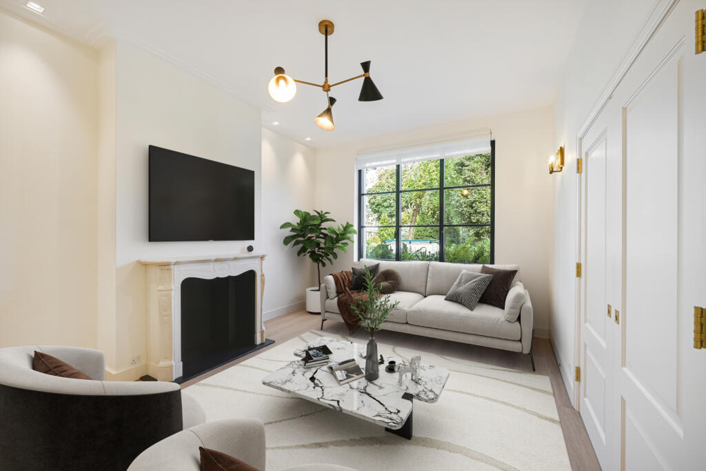 5 bed End of Terrace for rent in Chelsea. From Chestertons Estate Agents - South Kensington Lettings
