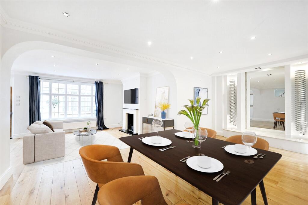 3 bed Mid Terraced House for rent in Kensington. From Chestertons Estate Agents - South Kensington Lettings