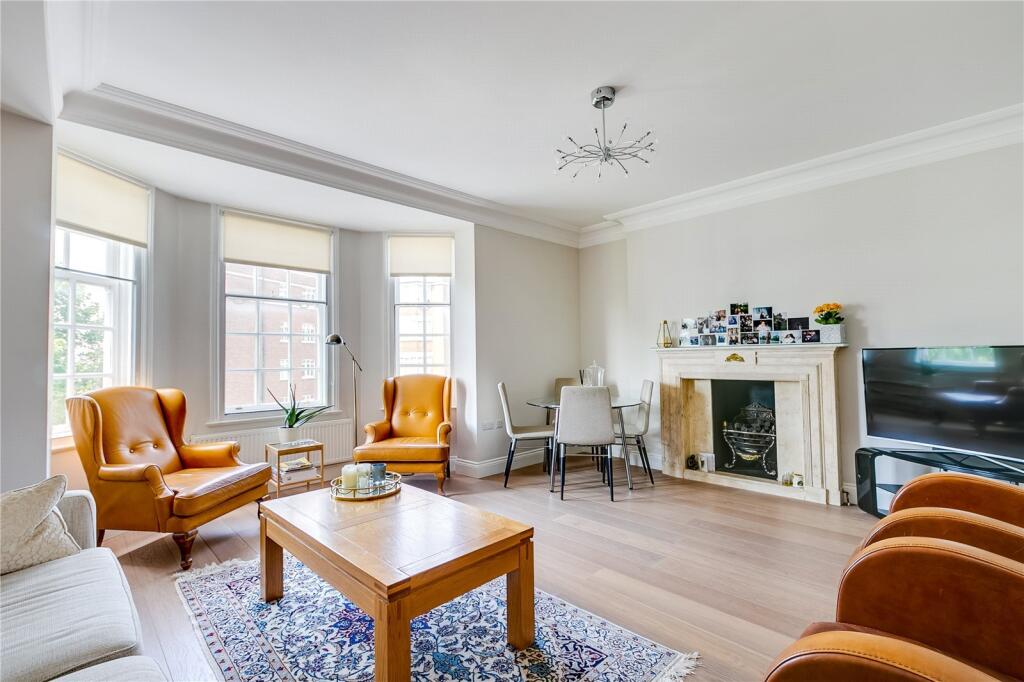 3 bed 1st Floor Flat for rent in Chelsea. From Chestertons Estate Agents - South Kensington Lettings 3 bed 1st Floor Flat for rent in Chelsea. From Chestertons Estate Agents - South Kensington Lettings