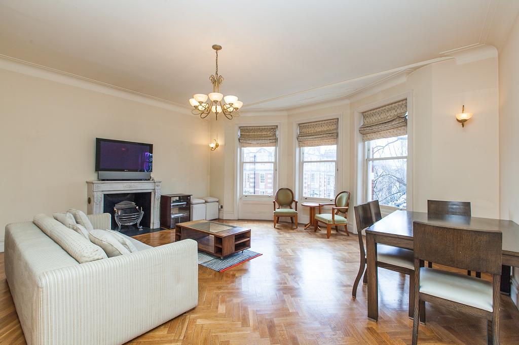 2 bed 1st Floor Flat for rent in Kensington. From Chestertons Estate Agents - South Kensington Lettings