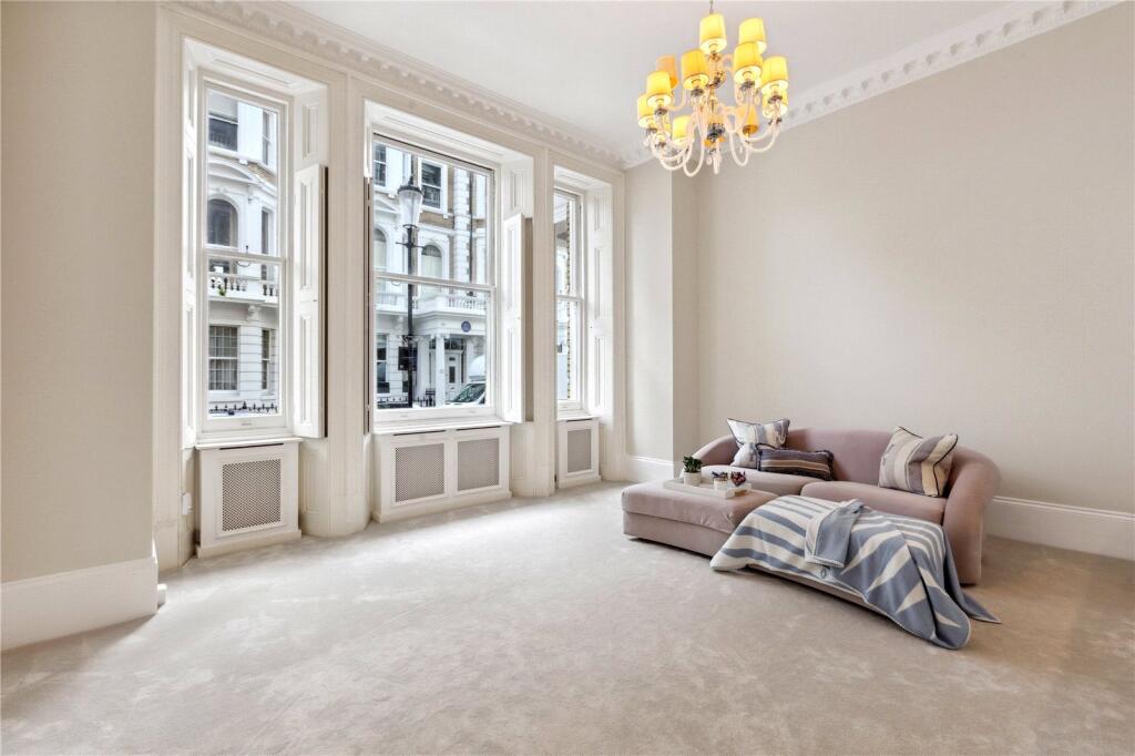 1 bed 1st Floor Flat for rent in Kensington. From Chestertons Estate Agents - South Kensington Lettings 1 bed 1st Floor Flat for rent in Kensington. From Chestertons Estate Agents - South Kensington Lettings