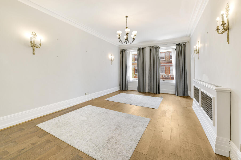 1 bed 1st Floor Flat for rent in Chelsea. From Chestertons Estate Agents - South Kensington Lettings