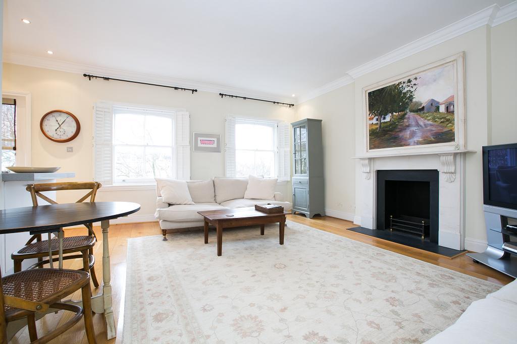 1 bed 1st Floor Flat for rent in Chelsea. From Chestertons Estate Agents - South Kensington Lettings