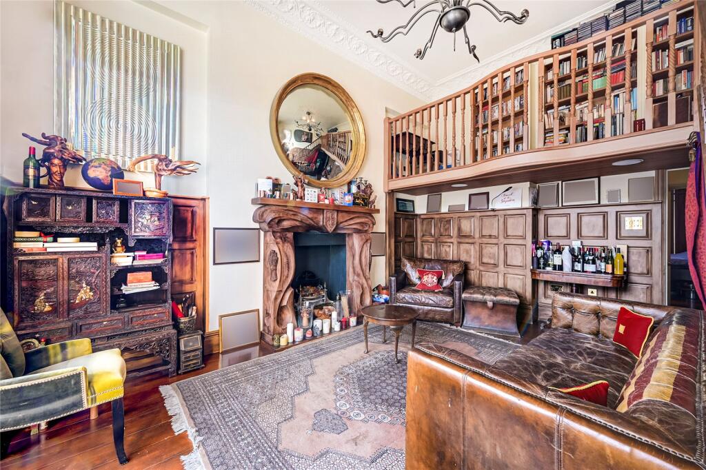 1 bed 1st Floor Flat for rent in Chelsea. From Chestertons Estate Agents - South Kensington Lettings