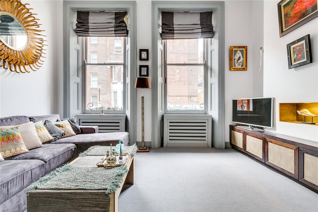 1 bed 1st Floor Flat for rent in Kensington. From Chestertons Estate Agents - South Kensington Lettings