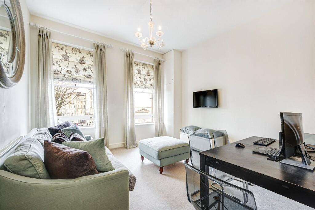 1 bed 1st Floor Flat for rent in Kensington. From Chestertons Estate Agents - South Kensington Lettings
