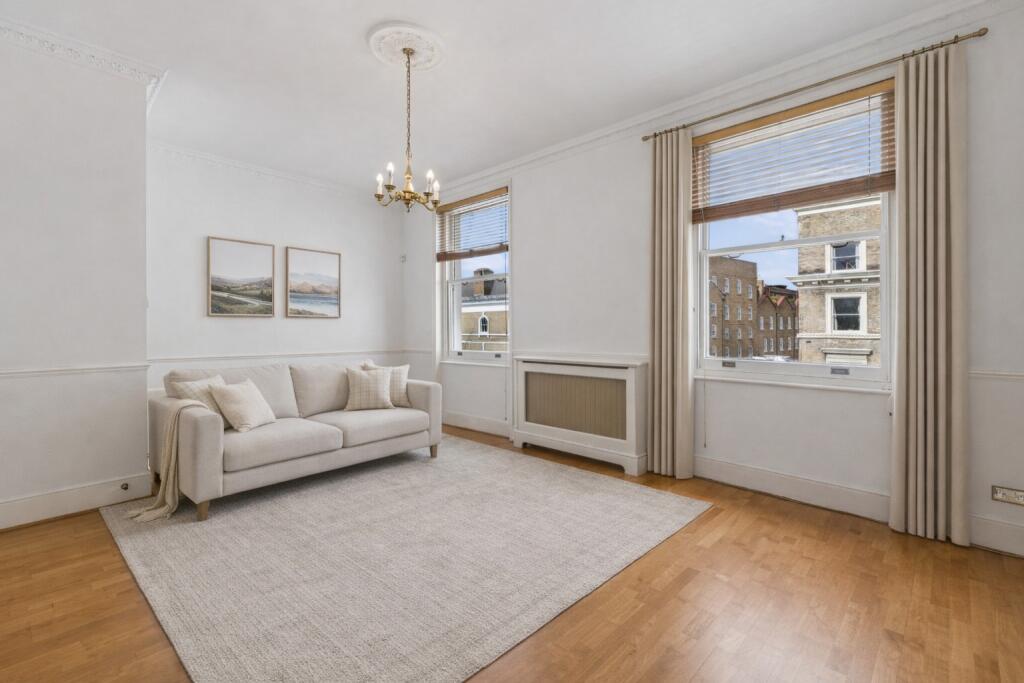1 bed 1st Floor Flat for rent in Kensington. From Chestertons Estate Agents - South Kensington Lettings