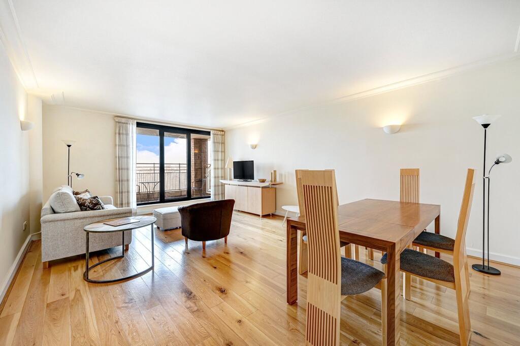 2 bed 1st Floor Flat for rent in Kensington. From Chestertons Estate Agents - South Kensington Lettings