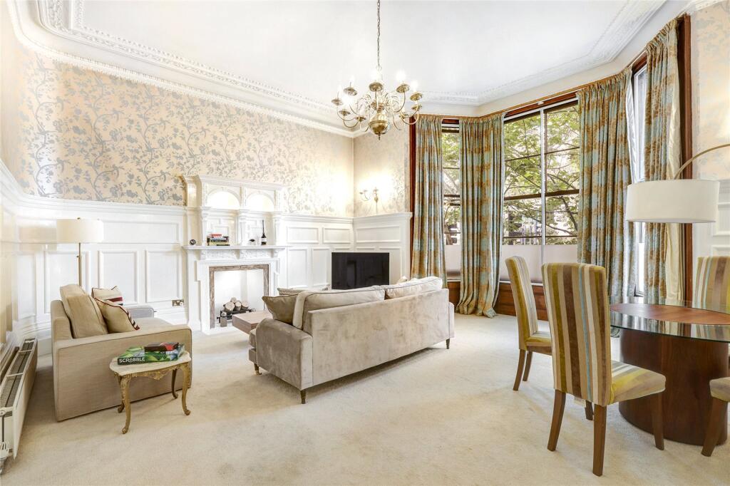 2 bed 1st Floor Flat for rent in Kensington. From Chestertons Estate Agents - South Kensington Lettings 2 bed 1st Floor Flat for rent in Kensington. From Chestertons Estate Agents - South Kensington Lettings